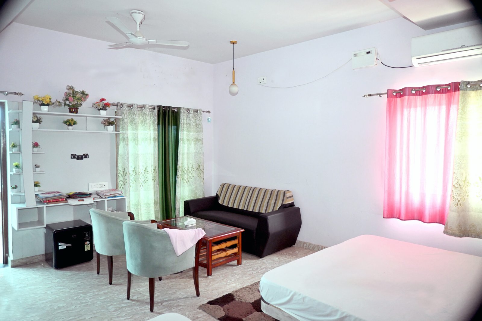 DSC_room 101 1.JPG (2)